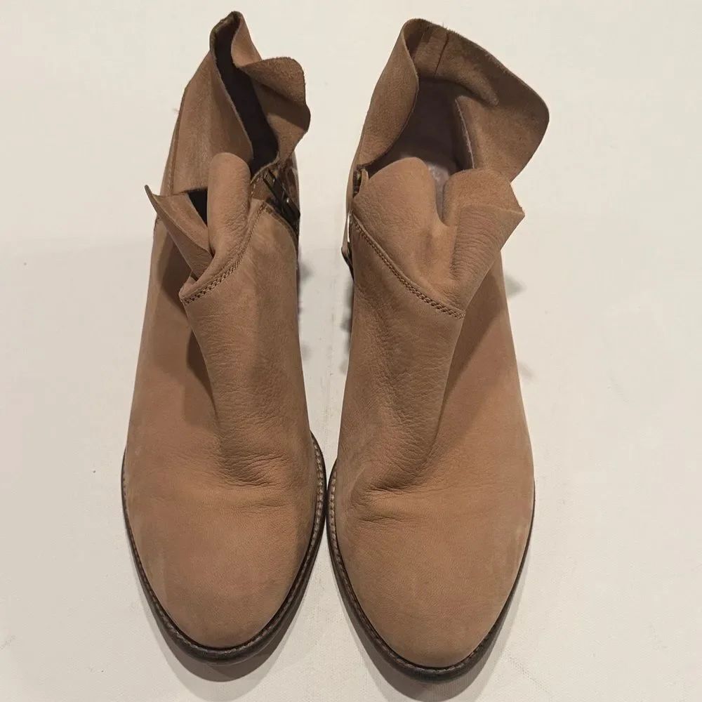 Seychelles Women's Tan Ankle Booties